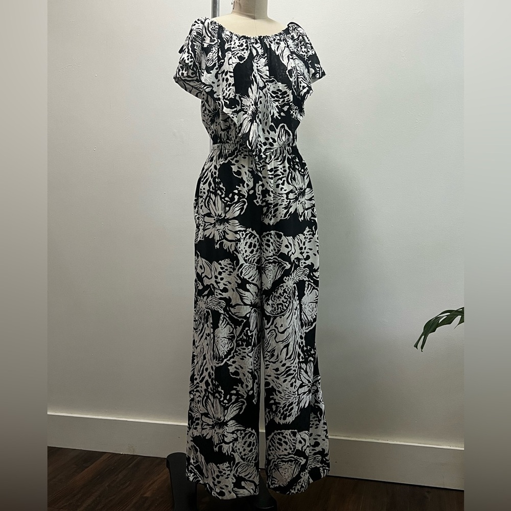 Super Cute 1970s Vintage I.MAGNIN jumpsuit